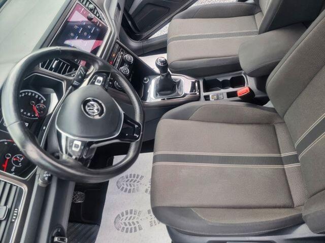 Volkswagen T-Roc 1.0 TSI STYLE Plus Climate Cruise Apple car play Navigatie 17LM Top!