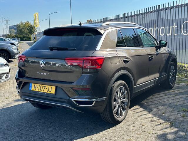 Volkswagen T-Roc 1.5 TSI 150pk DSG Style Navigatie camera
