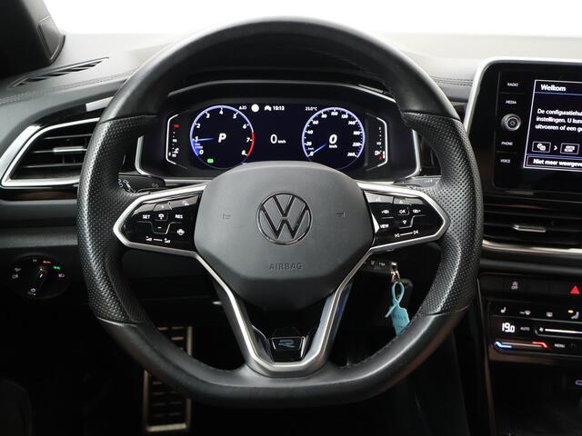 Volkswagen T-Roc 1.5 TSI R-Line Business+ | 150 PK | Automaat | Stoelverwarming | Adaptive Cruise Control | Achteruitrijcamera |