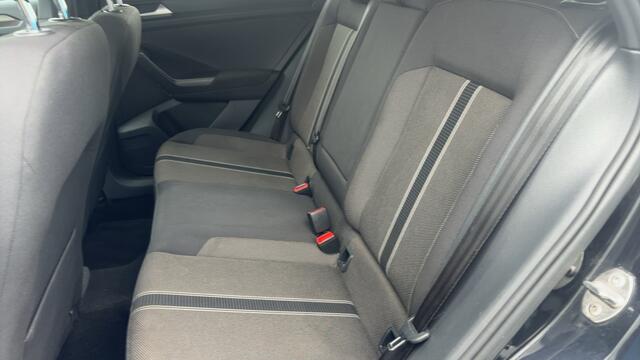 Volkswagen T-Roc 1.5 TSI Sport