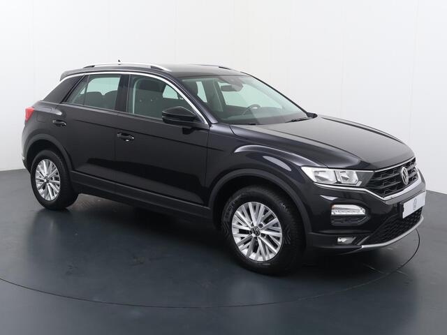 Volkswagen T-Roc 1.5 TSI Style Business | 150 PK | Automaat | Navigatie | Trekhaak | Parkeersensoren