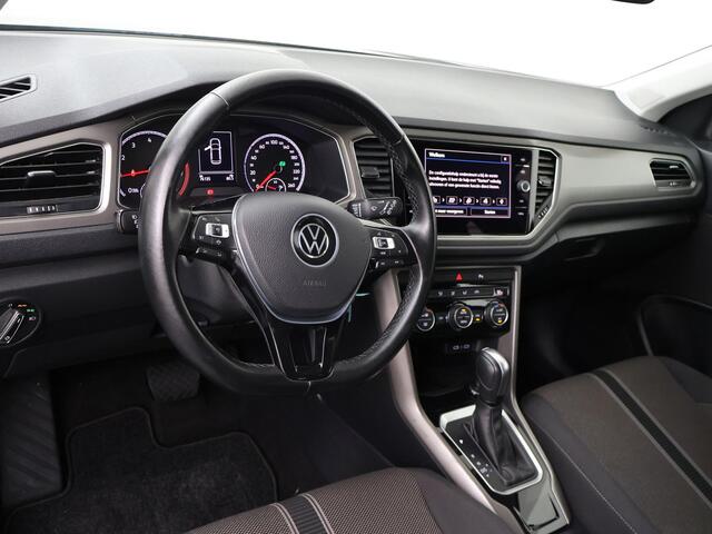 Volkswagen T-Roc 1.5 TSI Style Business | 150 PK | Automaat | Navigatie | Trekhaak | Parkeersensoren