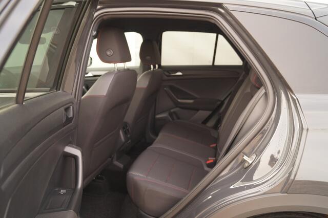 Volkswagen T-Roc 1.5 TSI 150pk DSG Sport Black Style -LED-DIGI-ECC-