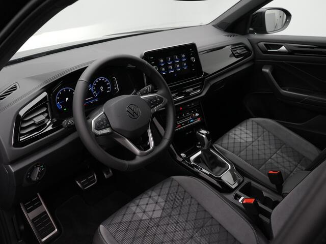 Volkswagen T-Roc 1.5 TSI 150 pk DSG R-Line Edition | Panoramadak | Stuur-/stoelverwarming | Achteruitrijcamera | Apple Carplay / Android Auto
