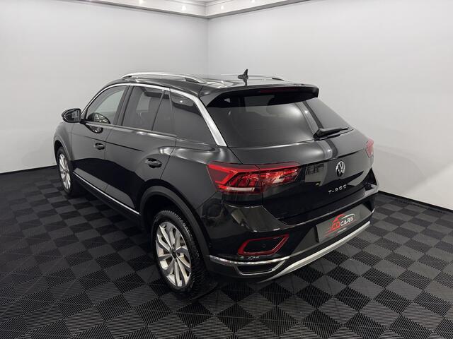 Volkswagen T-Roc 1.5 TSI Life Business Half leder, Navi, Parkeersensoren, Winterpakket, Virtual desk, Cruise control adaptief