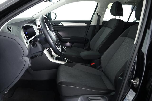 Volkswagen T-Roc 1.0 TSI Move / Carplay / LED / All season