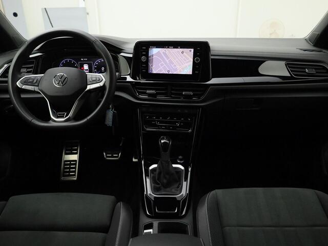 Volkswagen T-Roc 1.5TSI/150PK R-Line Blackstyle DSG · Navigatie · Apple/Android Car Play · Massagefunctie · Garantie tot Januari 2029 of 100000km.
