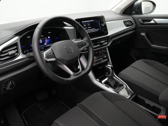 Volkswagen T-Roc 1.5 TSI 150 pk DSG Life Edition | Achteruitrijcamera | LED Plus koplampen | Park Assit | Side Assist | Carplay