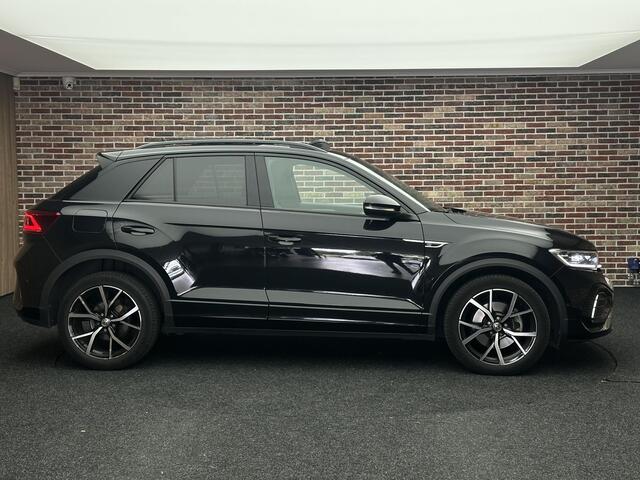 Volkswagen T-Roc 1.5 TSI R-Line Panorama IQ Black Edition Virtual
