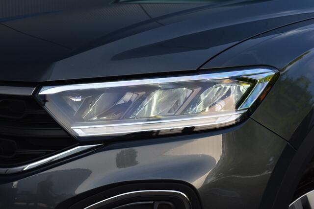 Volkswagen T-Roc 1.0 TSI Life | DAB | Carplay | Winterpakket |