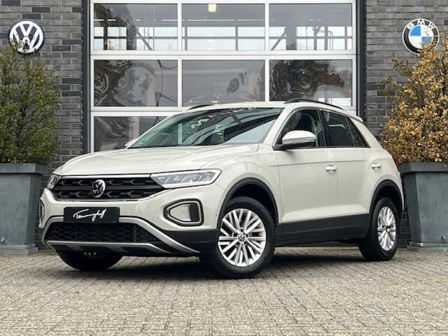 Volkswagen T-Roc 1.5 TSI AUT. LIFE VIRTU - NAVI - AFN. TREKH. - PDC