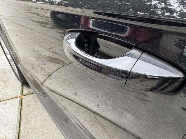 Volkswagen T-Roc 1.5 TSI 150pk DSG Life Edition Navigatie Winterpakket ACC Keyless Camera