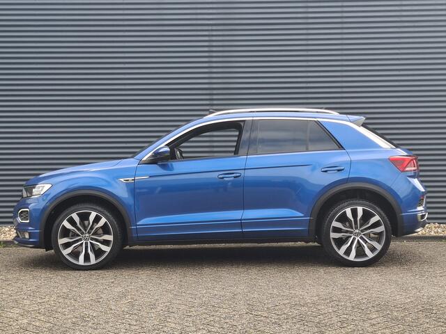 Volkswagen T-Roc 1.5 TSI Sport Business R | Automaat | Panoramisch Schuifdak | Navigatie | Stoel en Stuurverwarming | 19 Inch Velgen |