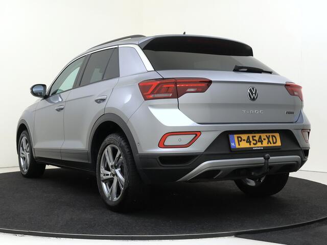 Volkswagen T-Roc 1.5 TSI Life 75 Edition | Trekhaak | Navigatie | Carplay | Dig. Cockpit |