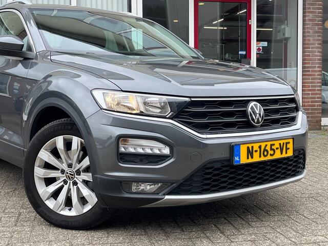 Volkswagen T-Roc 1.0 TSI Style Business I Camera I Afn. Trekhaak I Carplay I Elek. Achterklep