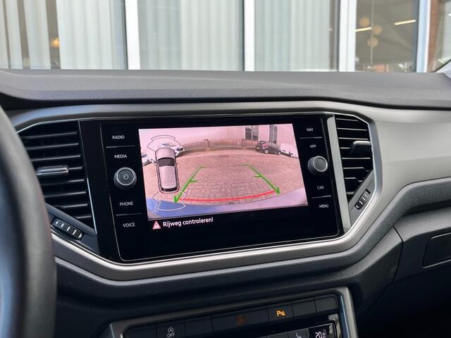 Volkswagen T-Roc 1.0 TSI Style Business I Camera I Afn. Trekhaak I Carplay I Elek. Achterklep
