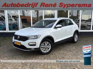 volkswagen-t-roc-1.5-tsi-style-busi