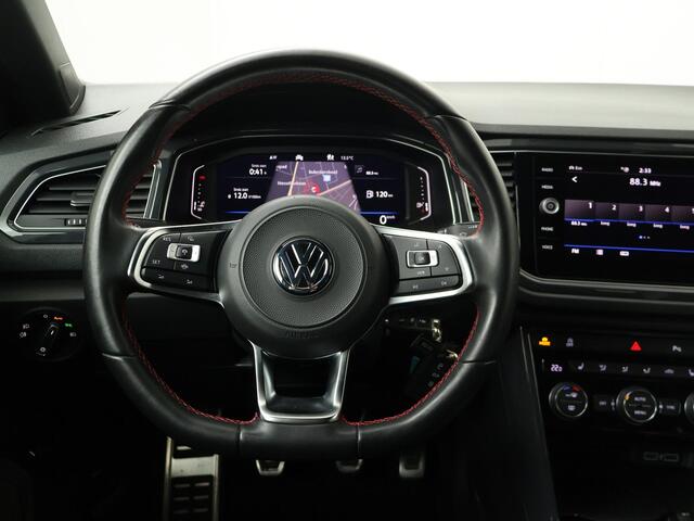 Volkswagen T-Roc 1.5 TSI Sport Business R | 150 PK | Multifunctioneel stuurwiel | Stoelverwarming | Trekhaak |