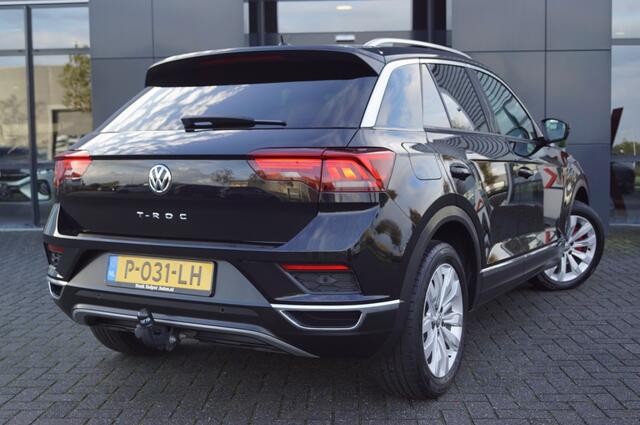 Volkswagen T-Roc 1.5 TSI DSG Sport 150pk / Trekhaak / Navi / Camera / El. Achterklep /PDC