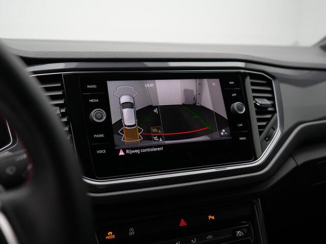 Volkswagen T-Roc 1.5 TSI 150 pk DSG Sport Business R / R-Line | Panoramadak | Trekhaak | Achteruitrijcamera | Navigatie | Adaptive Cruise