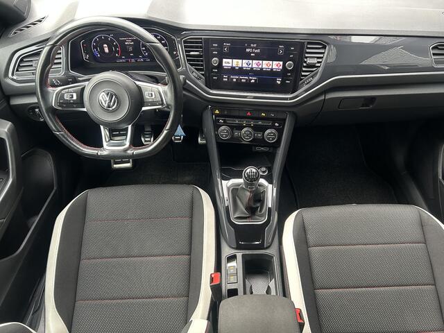 Volkswagen T-Roc 1.5 TSI Sport 150PK l Virtuele Cockpit l Navi l Camera l Nap l LED