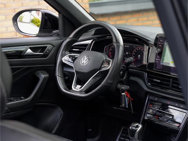 Volkswagen T-Roc 1.5 TSI 3X R-LINE PANODAK CAMERA NAVI LED DIGi-DASH 18INCH.LMV BLACK-LINE PARKASSIST PDC