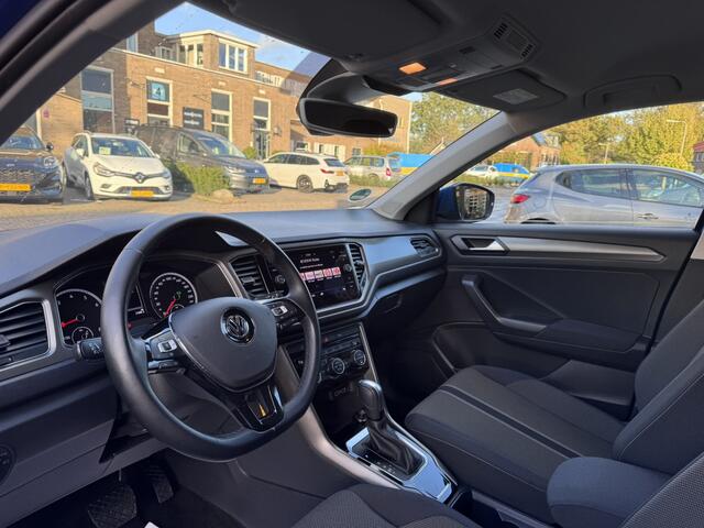 Volkswagen T-Roc 1.5 TSI Style | Automaat | Navigatie | Cruise Control adaptief | Trekhaak