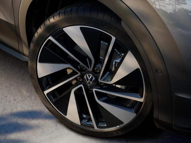 Volkswagen T-Roc Style First Edition 1.5 eTSI 85 kW / 116 PK SUV 7 | Assistance Pakket | Trekhaak | Elek. achterklep | Velgen 'Vancouver', 19 inch lichtmetaal | Zwart dak