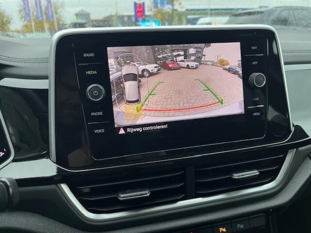 Volkswagen T-Roc 1.5 TSI DSG R-LINE VIRTU. - CAMERA - AFN. TREKH.