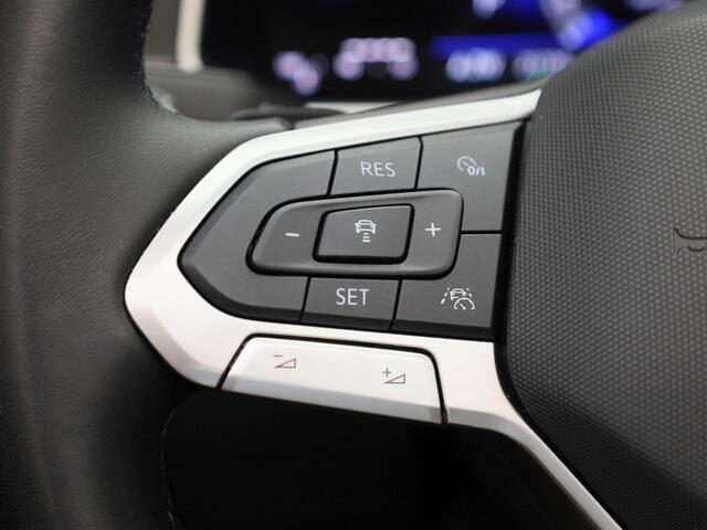 Volkswagen T-Roc Cabrio 1.5TSI/150PK DSG R-Line · Navigatie · Side Assist · Apple Car Play · Stoelverwarming ·