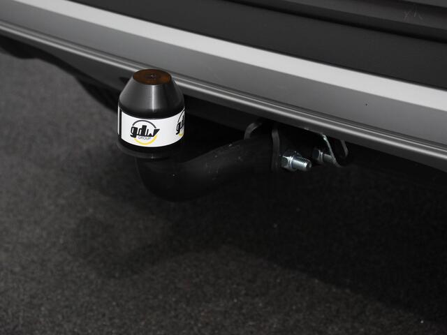 Volkswagen T-Roc 1.5 TSI 150pk DSG Style Plus | Navigatie | Apple Carplay/Android Auto | Parkeersensoren | Camera | Adaptive Cruise Control | Blind Spot Assist | Stoel- en stuurverwarming | Elektrische achterklep | Ledverlichting | Climate Control