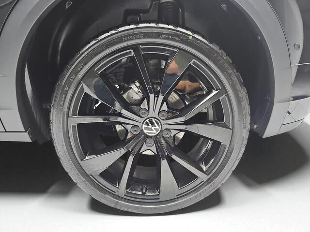 Volkswagen T-Roc R-LINE 1.5 TSI DSG