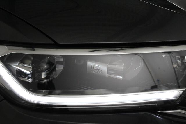 Volkswagen T-Roc 1.5 TSI Style 150pk Camera/Trekhaak/DSG/Stoelverwarming/Adapt.cruise