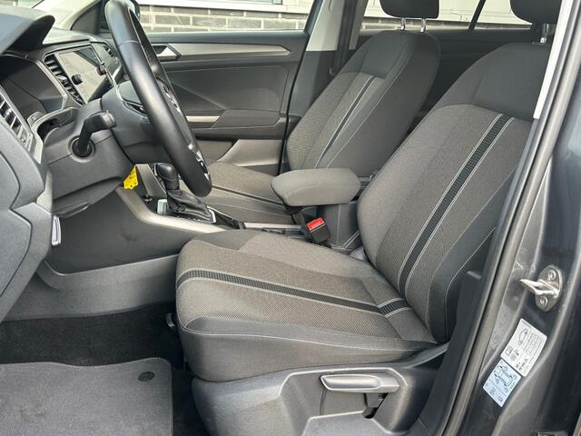 Volkswagen T-Roc 1.5 TSI Sport Automaat - Navi - Parkeercamera - CruiseControl