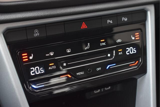 Volkswagen T-Roc 1.0 TSI Edition Adaptive cruise, Carplay, Stoelverwarming, Navi,