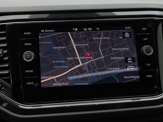 Volkswagen T-Roc 1.5 TSi 150 Pk Automaat Sport Business R-Line | Panoramadak | Beats Audio | Adaptive Cruise | Camera | CarPlay | LED-verlichting | 18 Inch | 58.486 Km