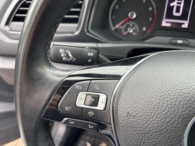 Volkswagen T-Roc 1.5 TSI Automaat Style Carplay / Parkeersensors / Cruise control