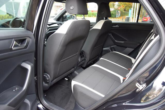 Volkswagen T-Roc 1.5 TSI 150PK Sport DSG Automaat | Org. NL | BOVAG Garantie | Virtual Cockpit | Adaptive Cruise | Full LED | 19'' Velgen | Camera | Navigatie | Apple Carplay&Androidauto |