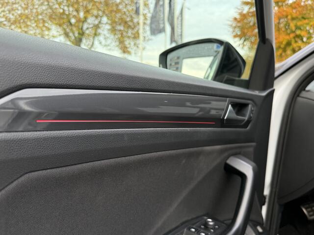 Volkswagen T-Roc 1.5 TSI Sport Automaat!! | Stoel/Stuurverwarming | Navi | Camera | PDC V+A | Led Koplampen | RIJKLAARPRIJS INCL 12 MAANDEN GARANTIE EN BEURT