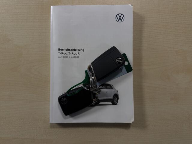 Volkswagen T-Roc 1.5 TSI Sport Automaat!! | Stoel/Stuurverwarming | Navi | Camera | PDC V+A | Led Koplampen | RIJKLAARPRIJS INCL 12 MAANDEN GARANTIE EN BEURT