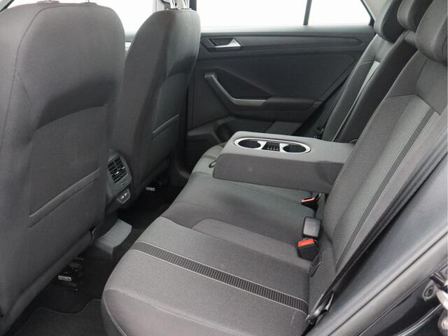 Volkswagen T-Roc 1.0 TSI Life Business/ achteruitrijcamera/ zeer mooi!