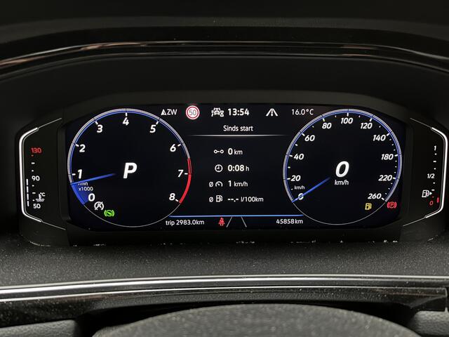 Volkswagen T-Roc Cabrio 1.5 TSI 2x R-Line / AUTOMAAT/ BLACK STYLE/ CAMERA/ PARK. SENSOREN/ DODE HOEK/ STOEL-STUURVERWARM./ IQ. LIGHT/ DIGITAL DASHBOARD/ ADAPT. CRUISE/ APP CONNECT/ NAVI/ CLIMA/ DAB/ 18" LMV