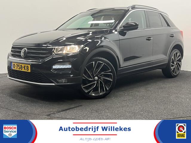 Volkswagen T-Roc 1.0 TSI Style | NAVI | TREKHAAK | ACC |