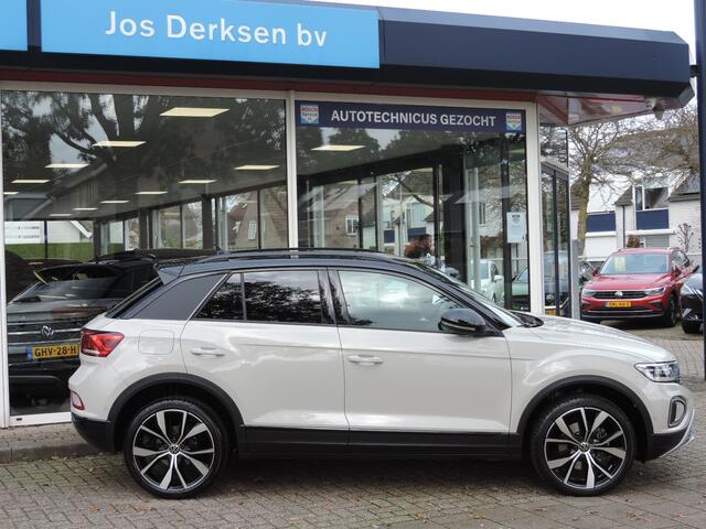 Volkswagen T-Roc 1.5 TSI Black Style DSG - Camera | ACC | Matrix LED | CarPlay | Park Assist | Elek. klep