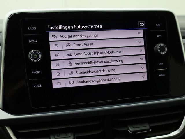 Volkswagen T-Roc 1.5TSI/150PK Style DSG · Navigatie · Trekhaak · Apple/Android carplay · Clima · Stoelverwarming & massage · Garantie tot december 2026