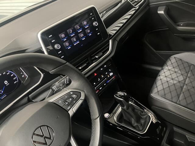 Volkswagen T-Roc 1.5 TSI R-LINE/IQ LIGHT/IQ DRIVE/EL A KLEP/KEY-LESS/ENZ