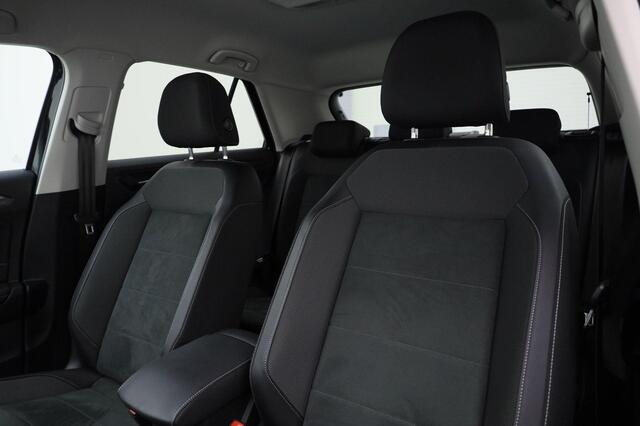 Volkswagen T-Roc 1.5TSI/150PK Style DSG · Navigatie · Apple/Android · Trekhaak · Garantie tot januari 2027