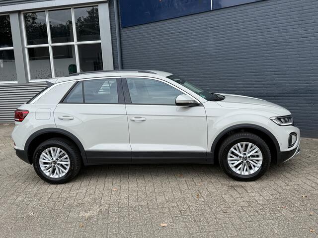 Volkswagen T-Roc Life 1e eigen 150pk Ascot grijs (krijt kleur)