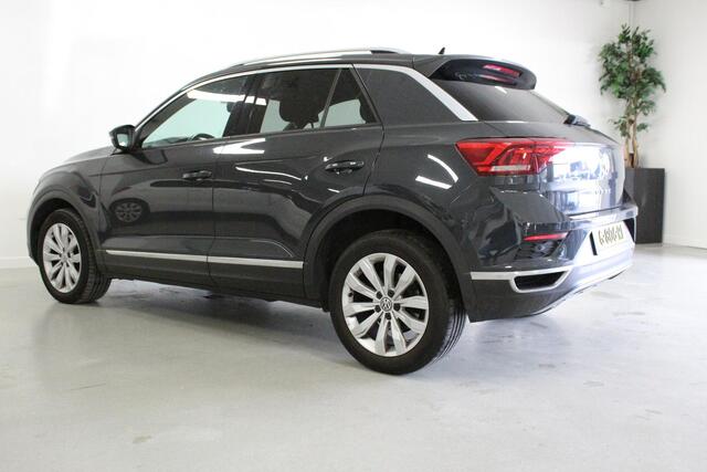 Volkswagen T-Roc 1.5 TSI Sport | CARPLAY | D-GLAS | ACC | CARPLAY | 17'LMV | CLIMA | LED | PDC | SPORT-INT! |