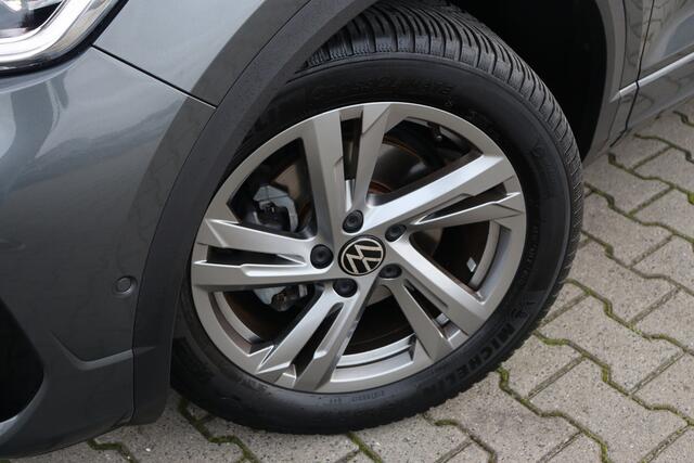 Volkswagen T-Roc 1.0 TSI R-Line | ACC | Trekhaak | Camera |